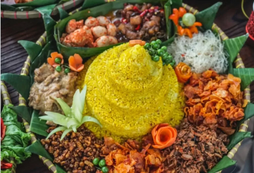 Cerita Di Balik Kepopuleran Nasi Kuning Lebih Dari Sekadar Sajian Sebuah Warisan Budaya Nusantara